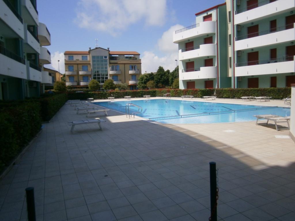 Residence Roberta Con Piscina - Agenzia Cocal Caorle Room photo
