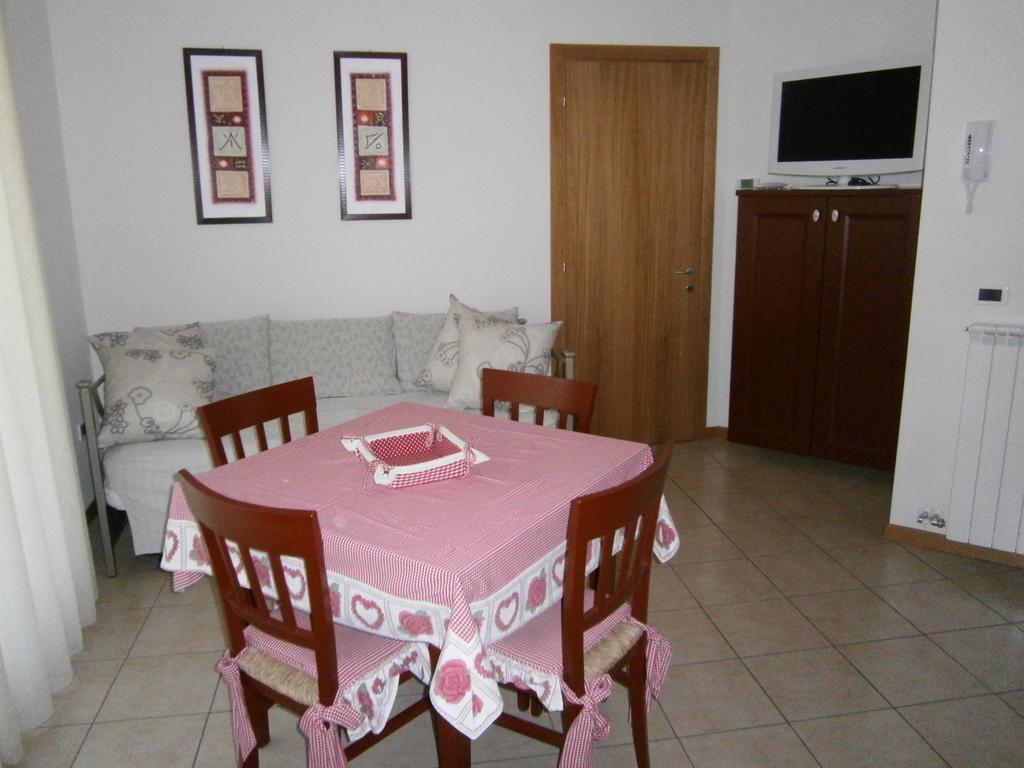 Residence Roberta Con Piscina - Agenzia Cocal Caorle Room photo